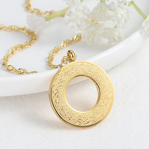 Customized arabic necklace for women